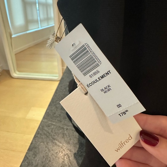 NWT aritzia ecoulement jumpsuit - Picture 5 of 5